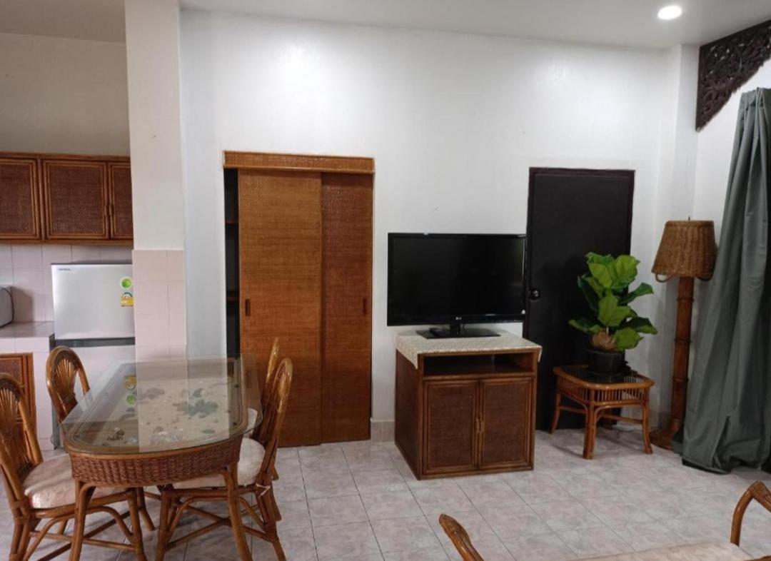 Patong Sunbeach Mansion Room photo
